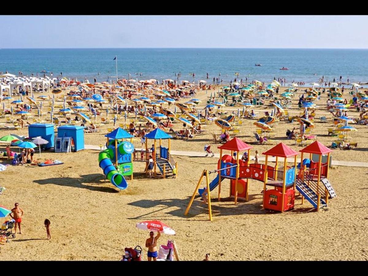 Beautiful Apartment Close To Bibione Beach - Beahost Eksteriør billede